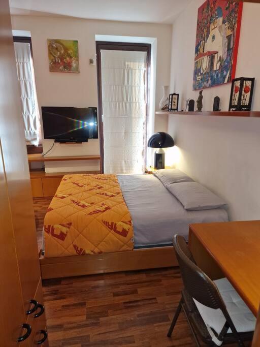 Appartamento Osti 3 Beautifully Furnished Milano Esterno foto